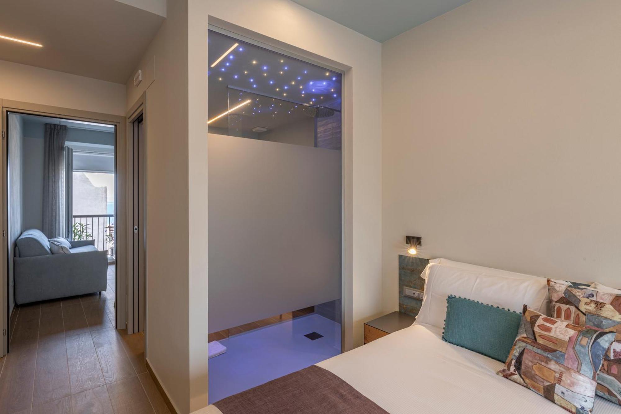 Luci Sul Mare -Boutique Rooms Фоллоника Экстерьер фото